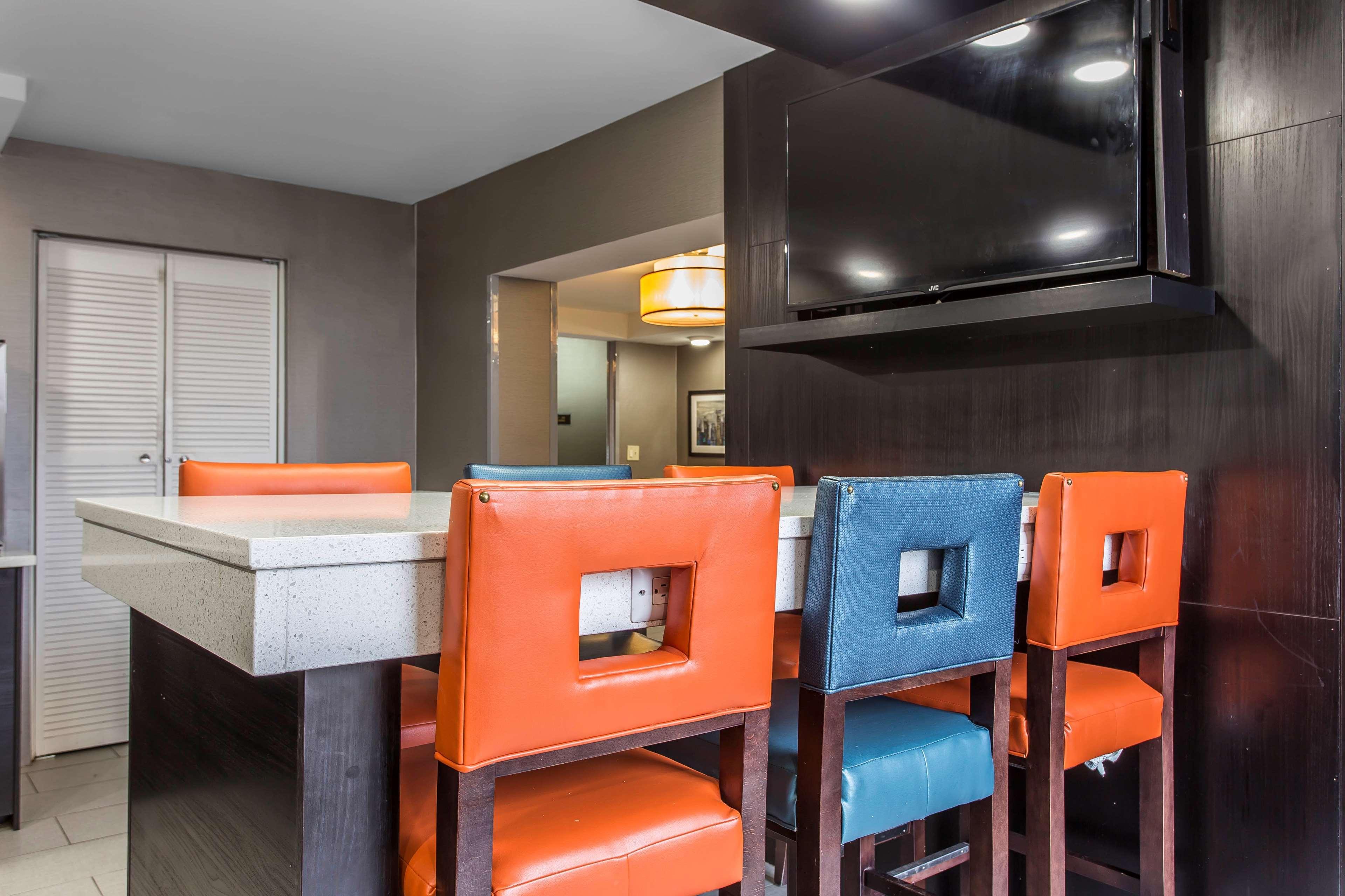 Western Hotel 3*